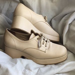 Nude platform granny shoes 7.5 urban outfitters